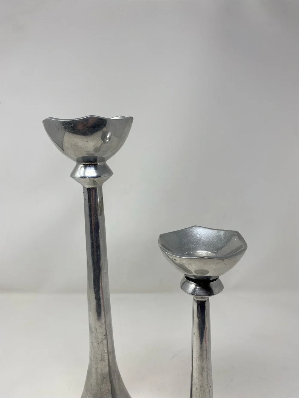 Lunares San Francisco Silver Metal Candle Holders